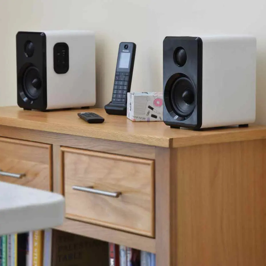 AV:Link Active Bluetooth Bookshelf Speakers White