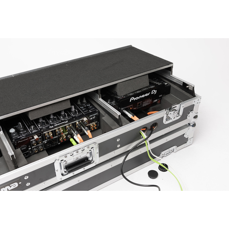 Magma Multi-Format Workstation Case DJ Player/Mixer Set
