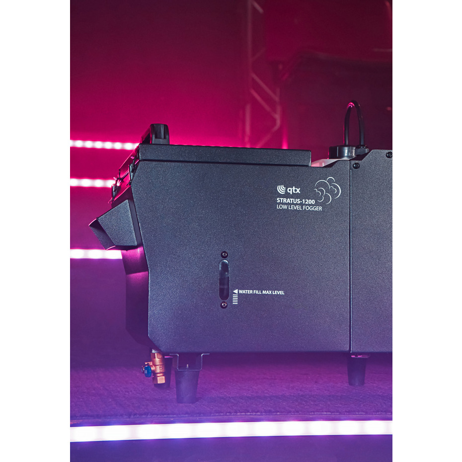 QTX Stratus 1200 Low Level Fog Machine