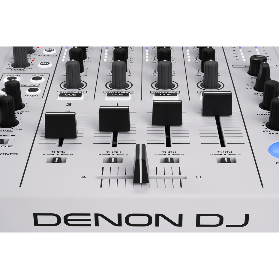 Denon DJ SC Live 4 White